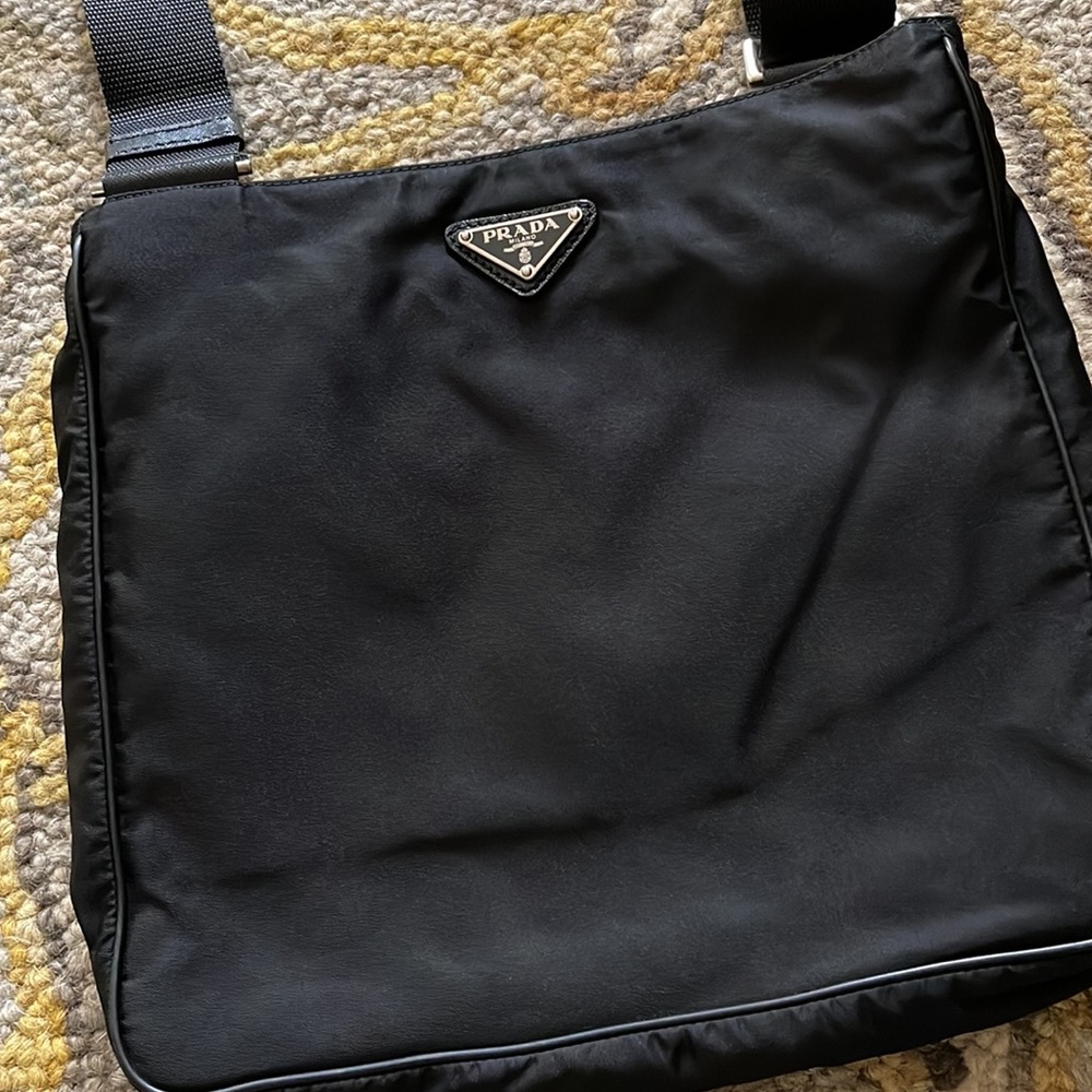 Authentic Prada Black Adjustable Strap Crossbody MADE IN ITALY Gorgeous!